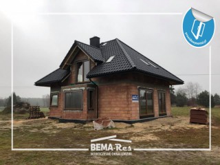 Szczelny montaż okien PVC w domu jednorodzinnym w miejscowości Bojanów na Podkarpaciu BEMARES