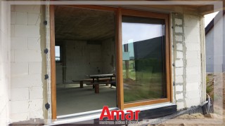Prawidłowy montaż stolarki okiennej PVC oraz okna przesuwnego HST Amar