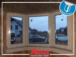 Montaż stolarki okiennej PVC oraz okna HST w Porothermie Amar